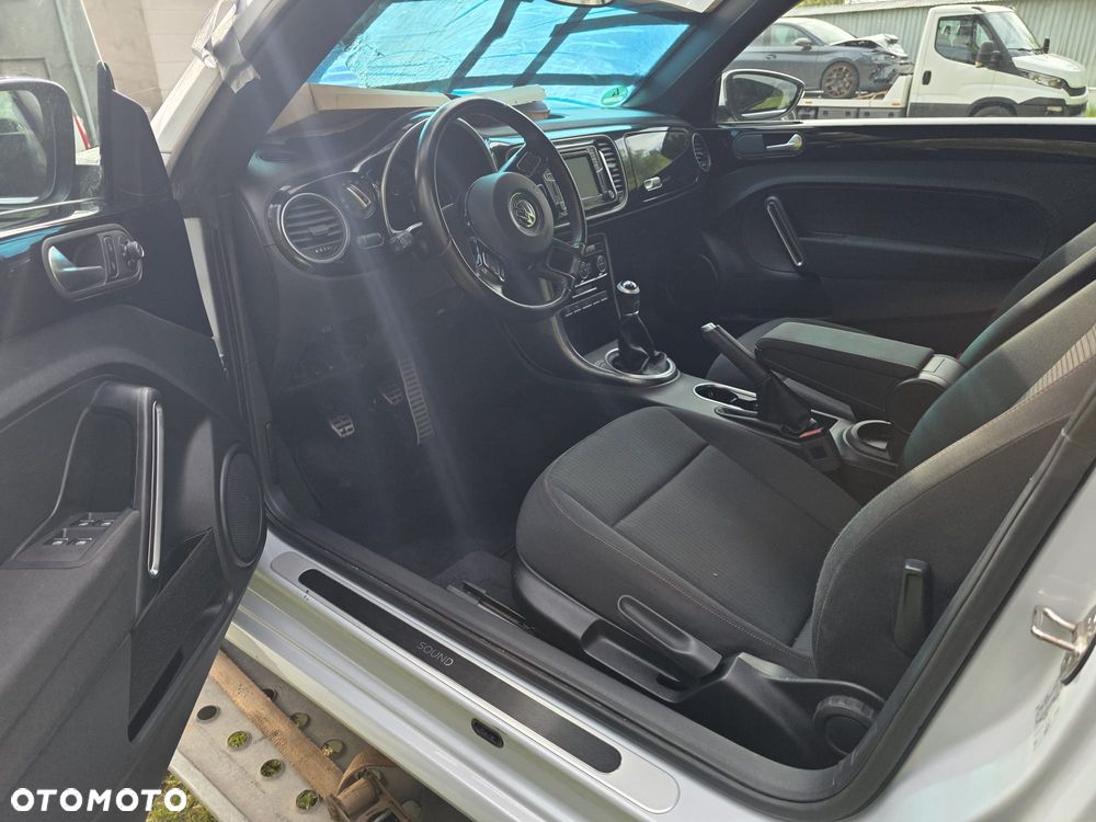 Volkswagen Beetle 1.2 TSI Exclusive Design - 9