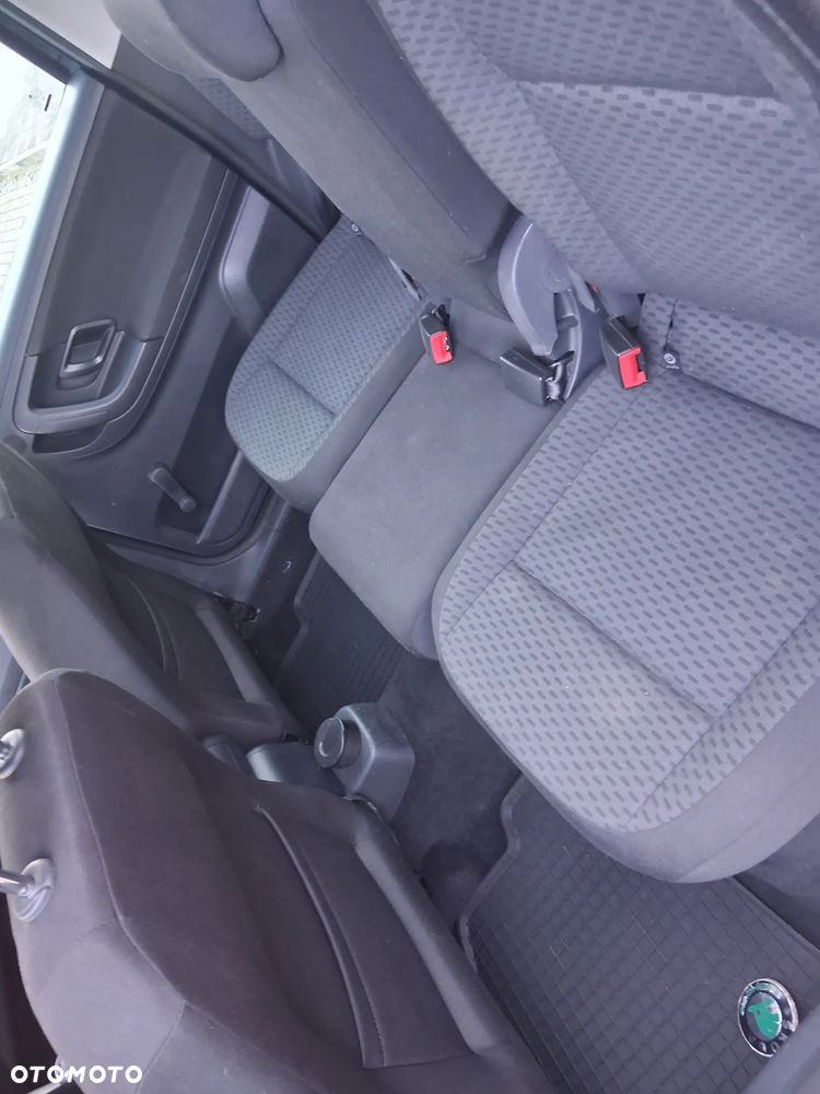 Skoda Roomster - 16