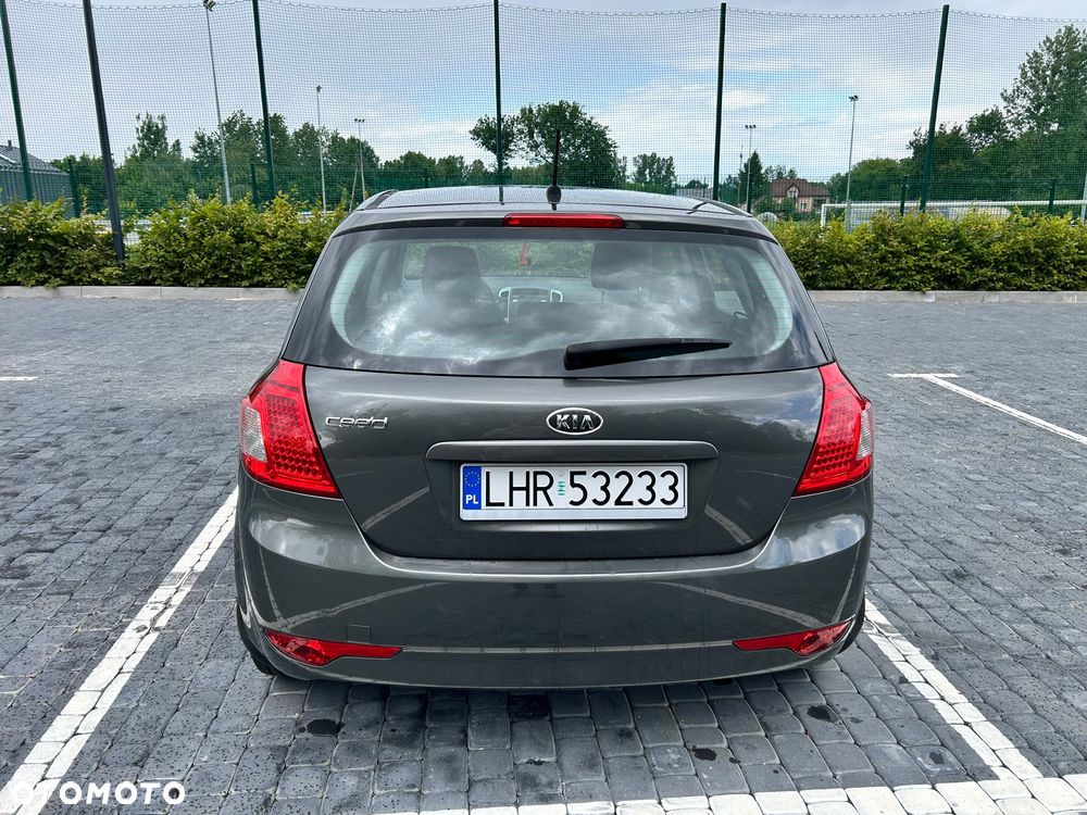 Kia Ceed - 3