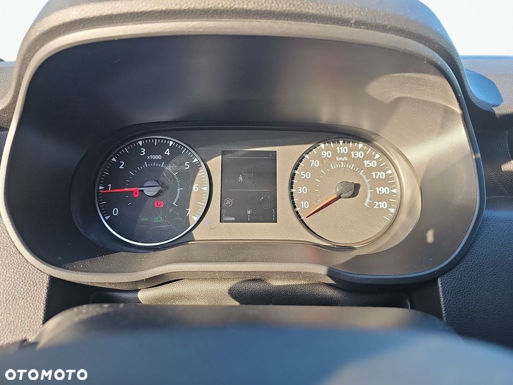 Dacia Duster 1.0 TCe SL Celebration - 16