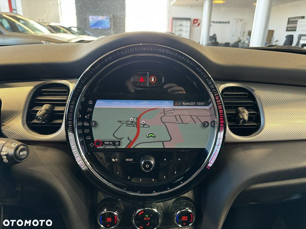 MINI John Cooper Works - 25