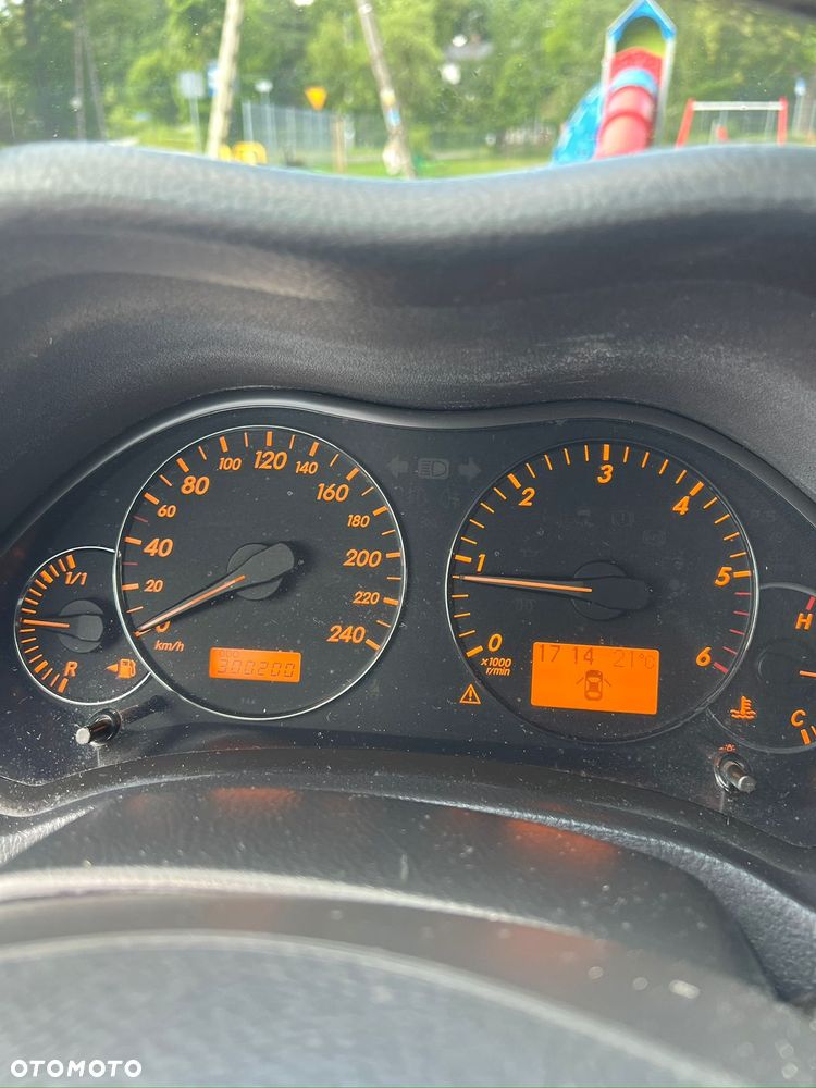 Toyota Avensis 2.2 D-4D Prestige - 7