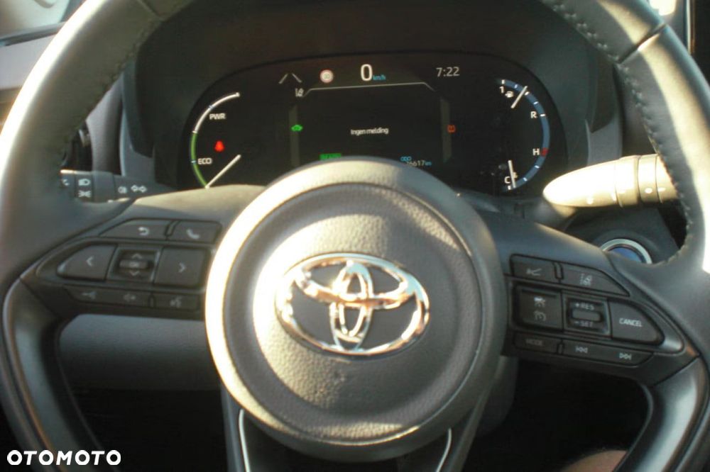 Toyota Yaris Cross 1.5 VVT-i Team Deutschland - 17