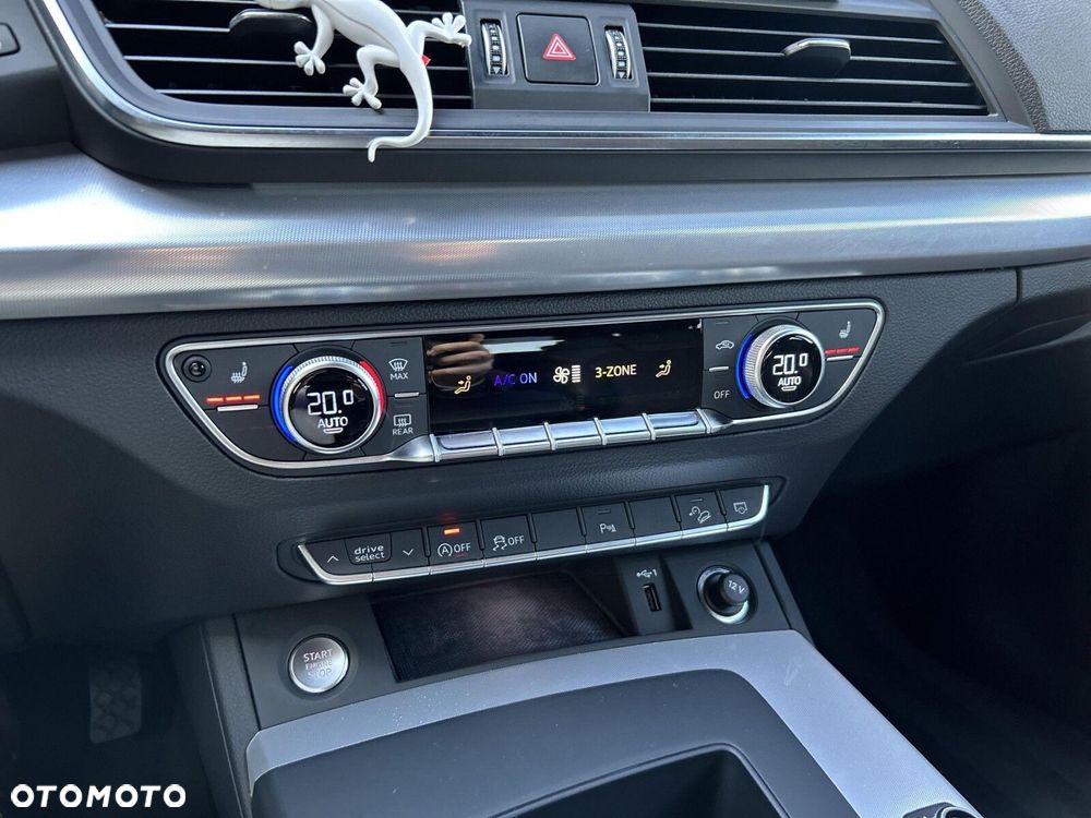 Audi Q5 Sportback - 25