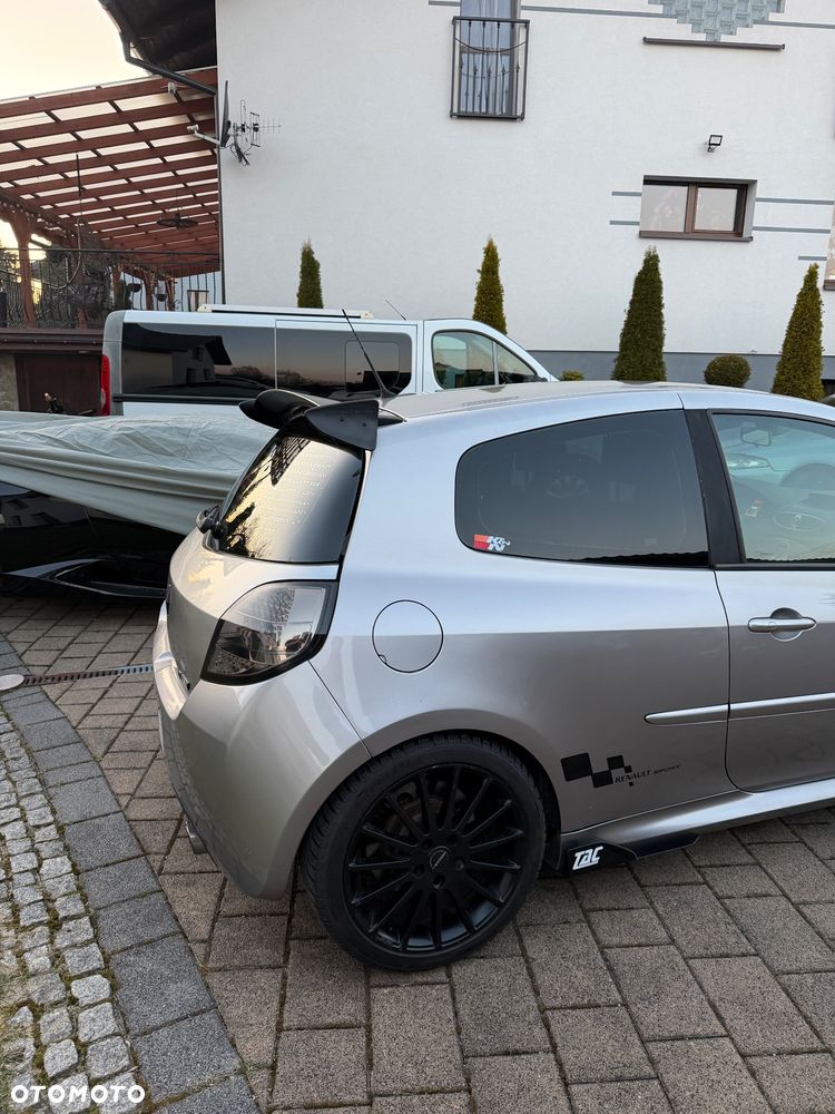 Renault Clio 2.0 16V Sport - 13