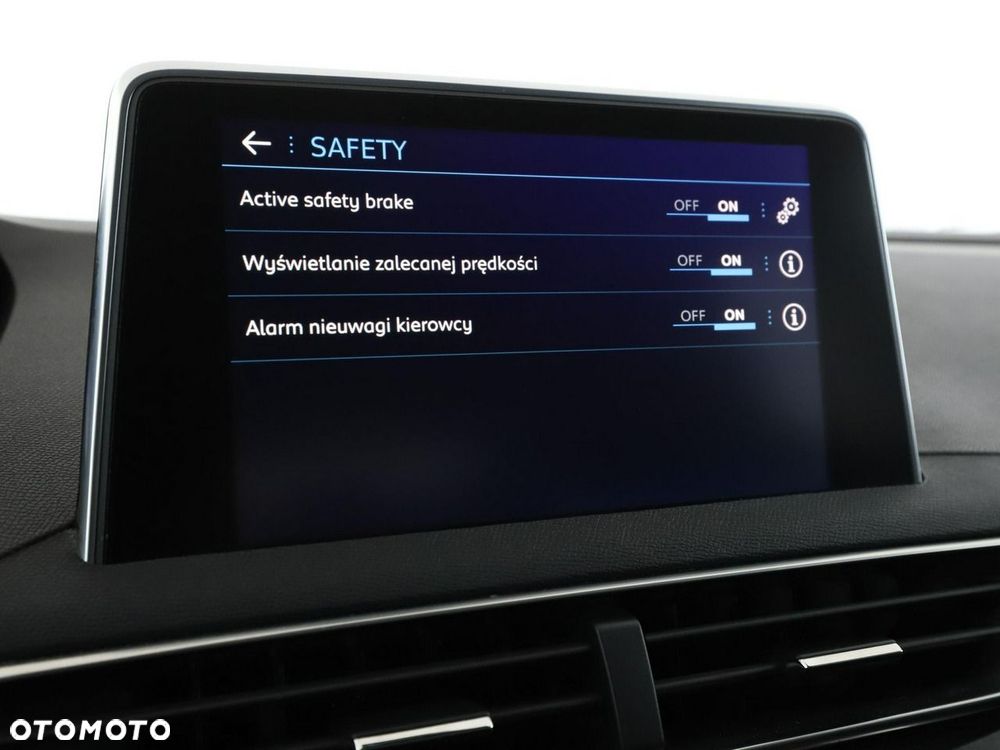 Peugeot 3008 1.6 BlueHDi Allure S&S - 27