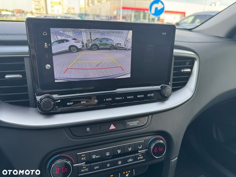 Kia XCeed 1.6 T-GDI M DCT - 11