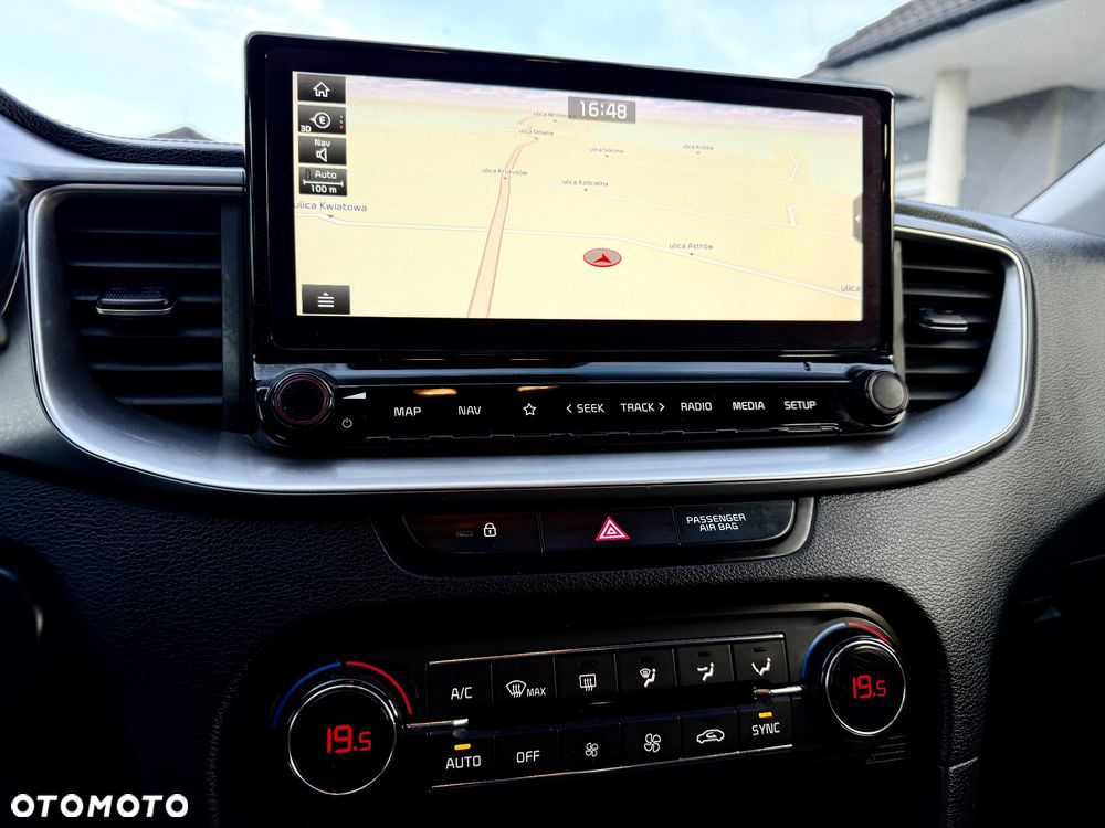 Kia Ceed 1.6 CRDi SCR L - 25