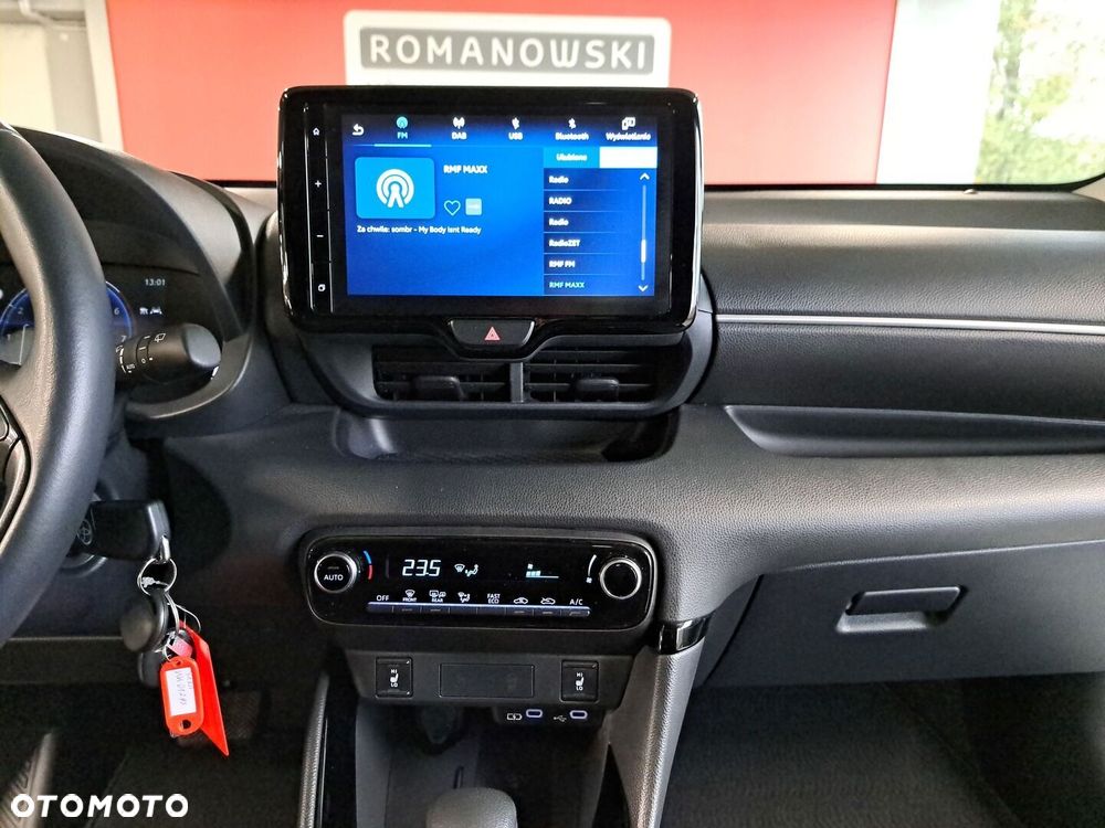 Toyota Yaris Hybrid 1.5 Style - 21