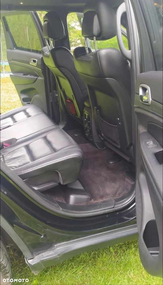 Jeep Grand Cherokee - 11