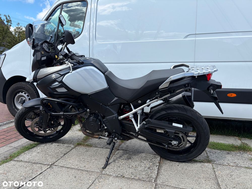 Suzuki DL - 8