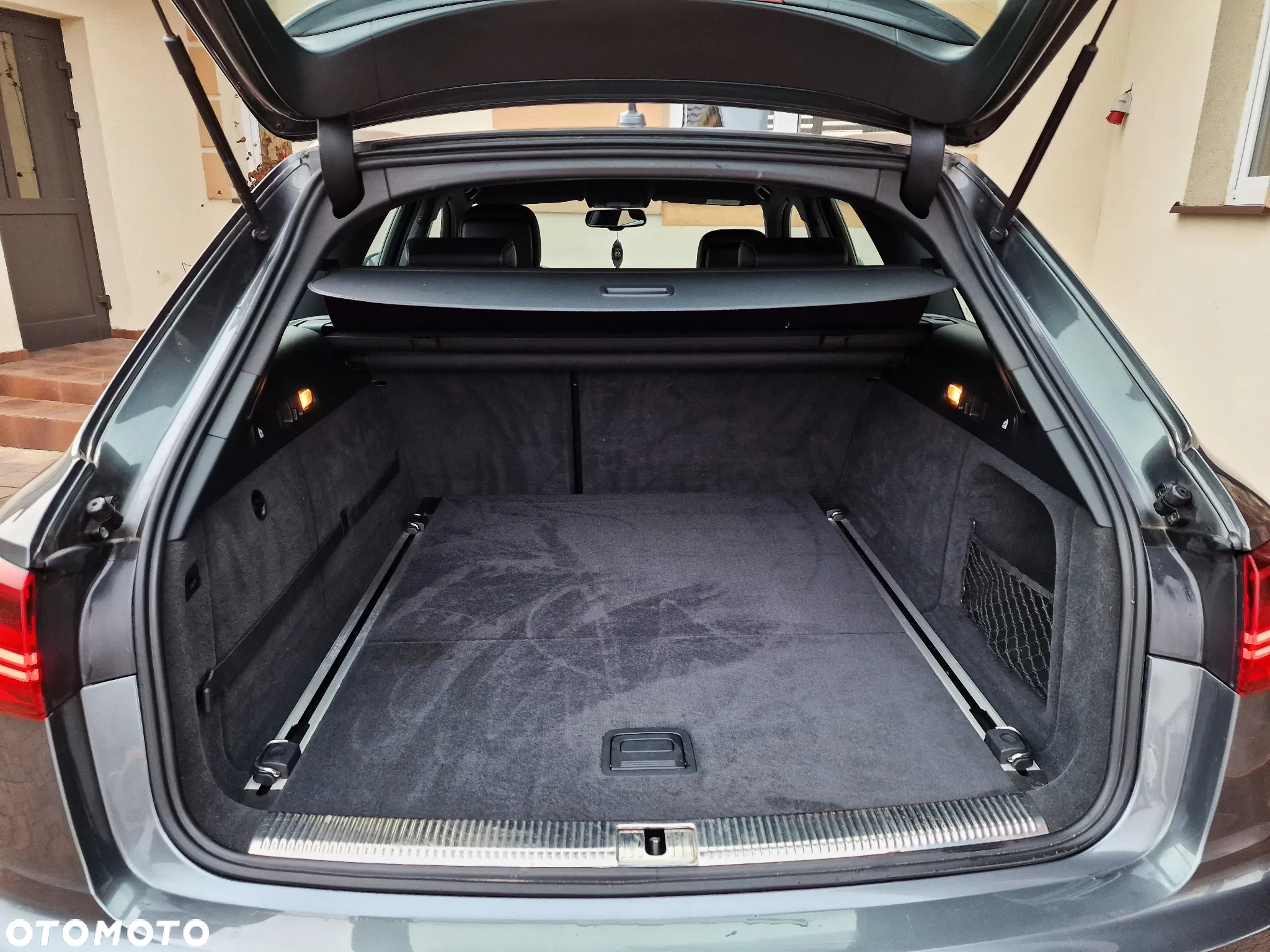 Audi A6 Avant 2.0 TDI quattro S tronic - 25