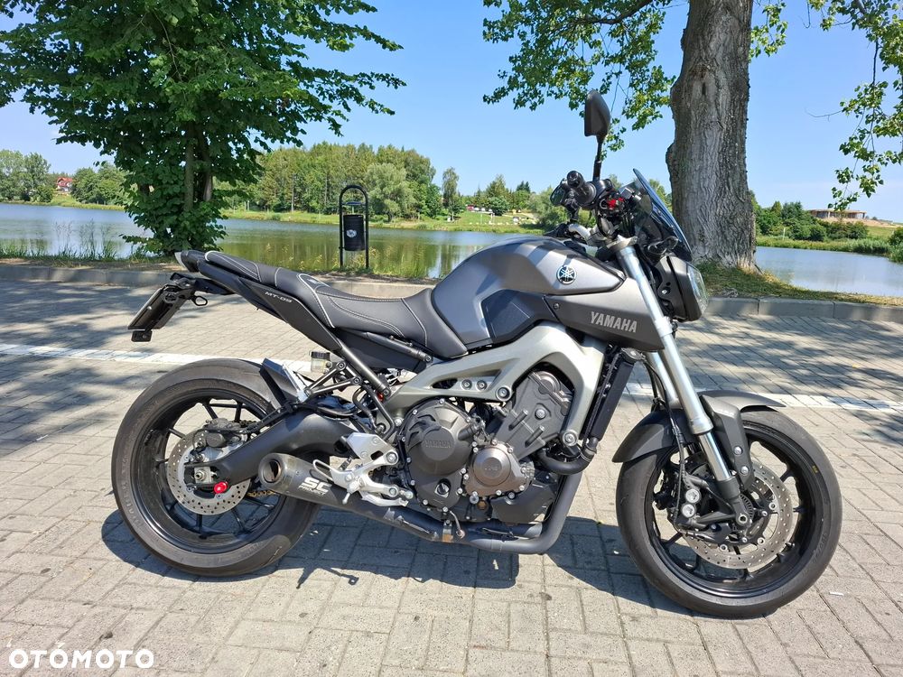 Yamaha MT - 9