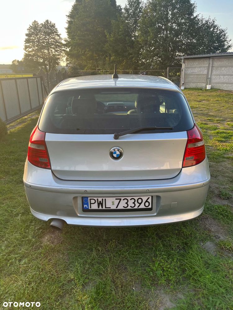 BMW Seria 1 2007 photo 4