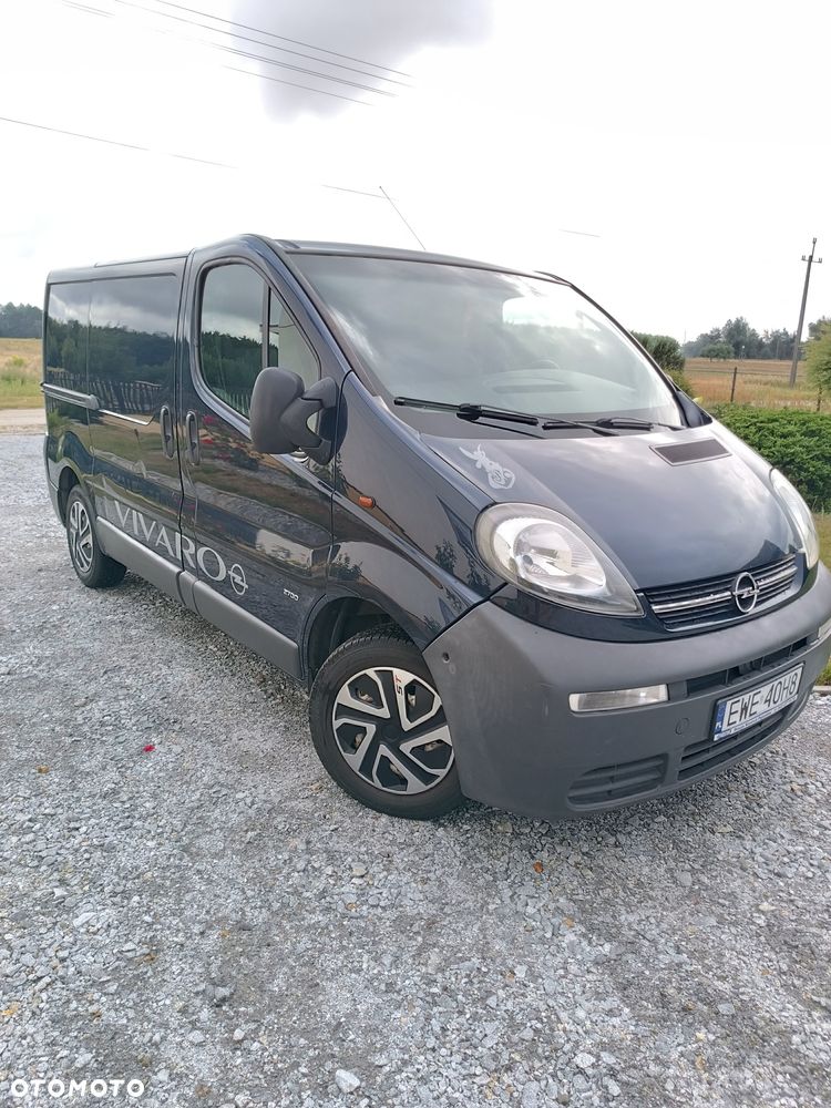 Opel Vivaro - 1