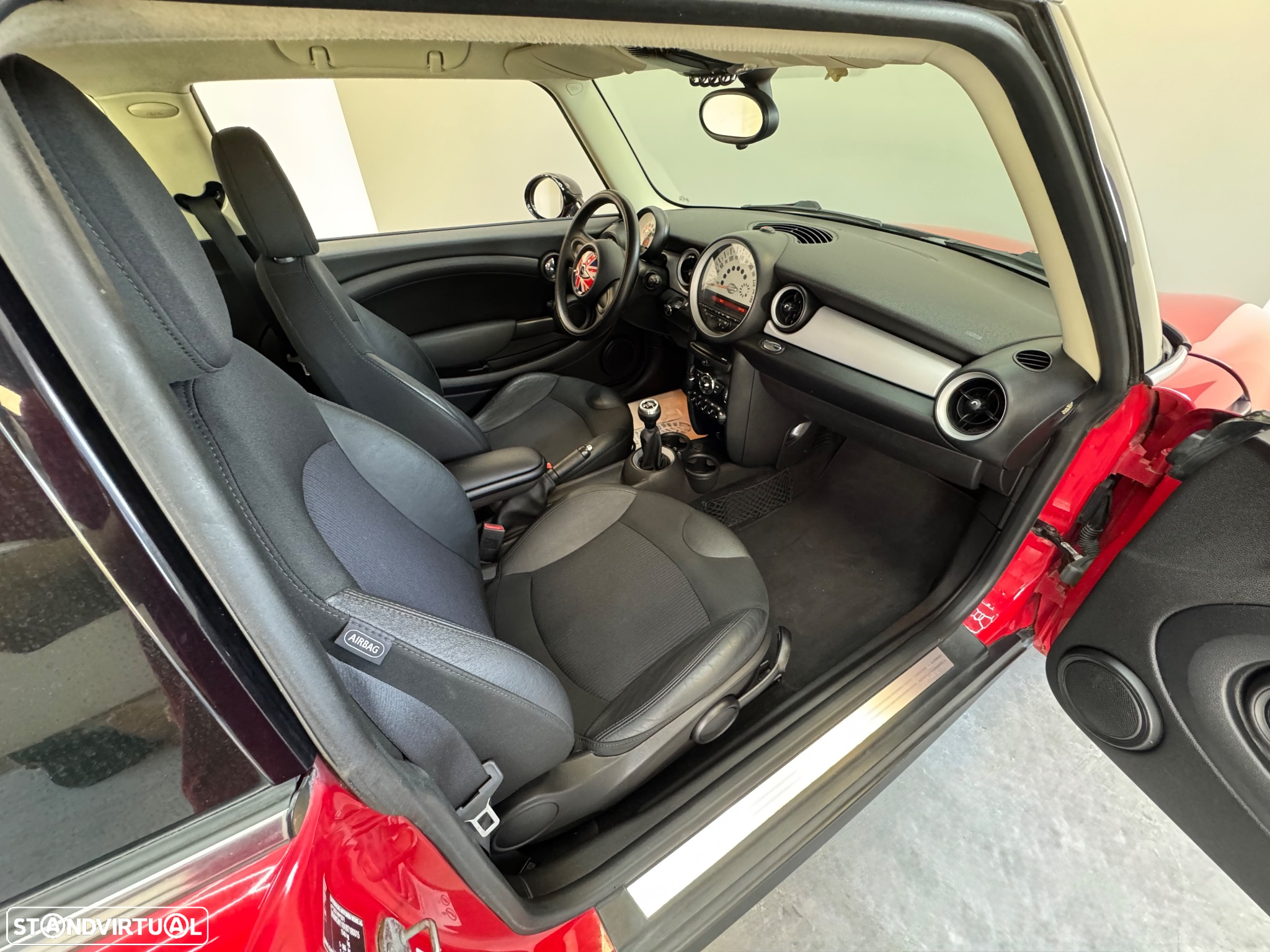 MINI 3 Portas One D - 5