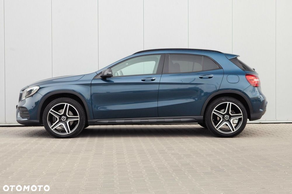 Mercedes-Benz GLA 220 4-Matic AMG Line - 8