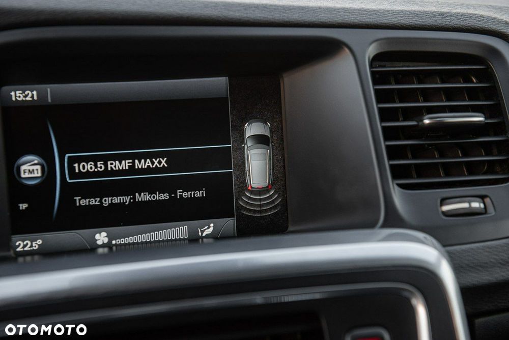 Volvo V60 D4 R-Design Momentum - 21