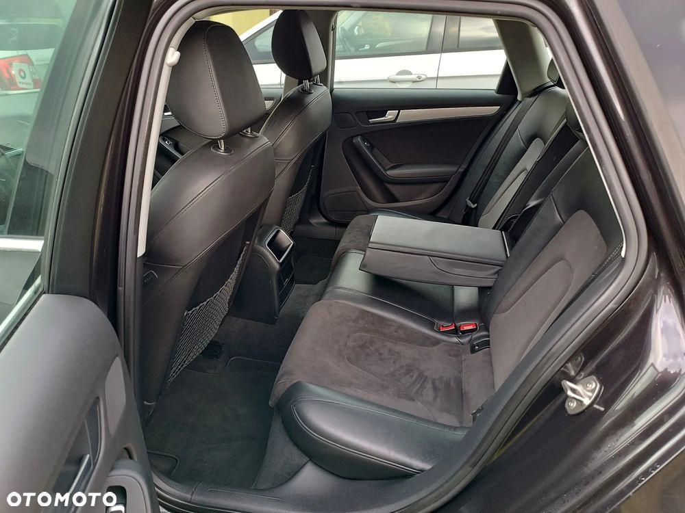 Audi A4 Avant 2.0 TDI DPF quattro Attraction - 16