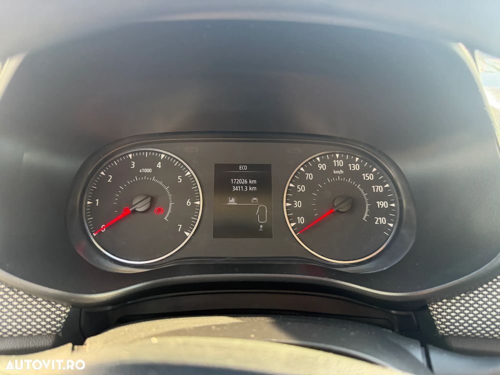 Dacia Logan TCe 90 MT6 Comfort - 8
