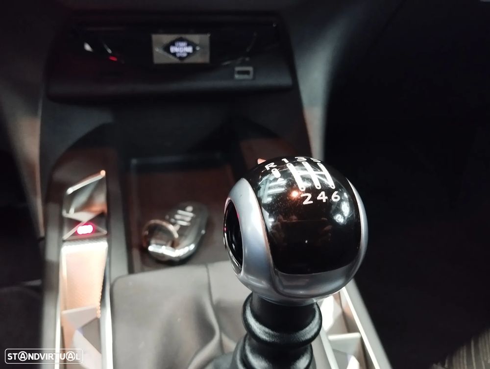 DS DS3 Crossback 1.2 PureTech Bastille - 28