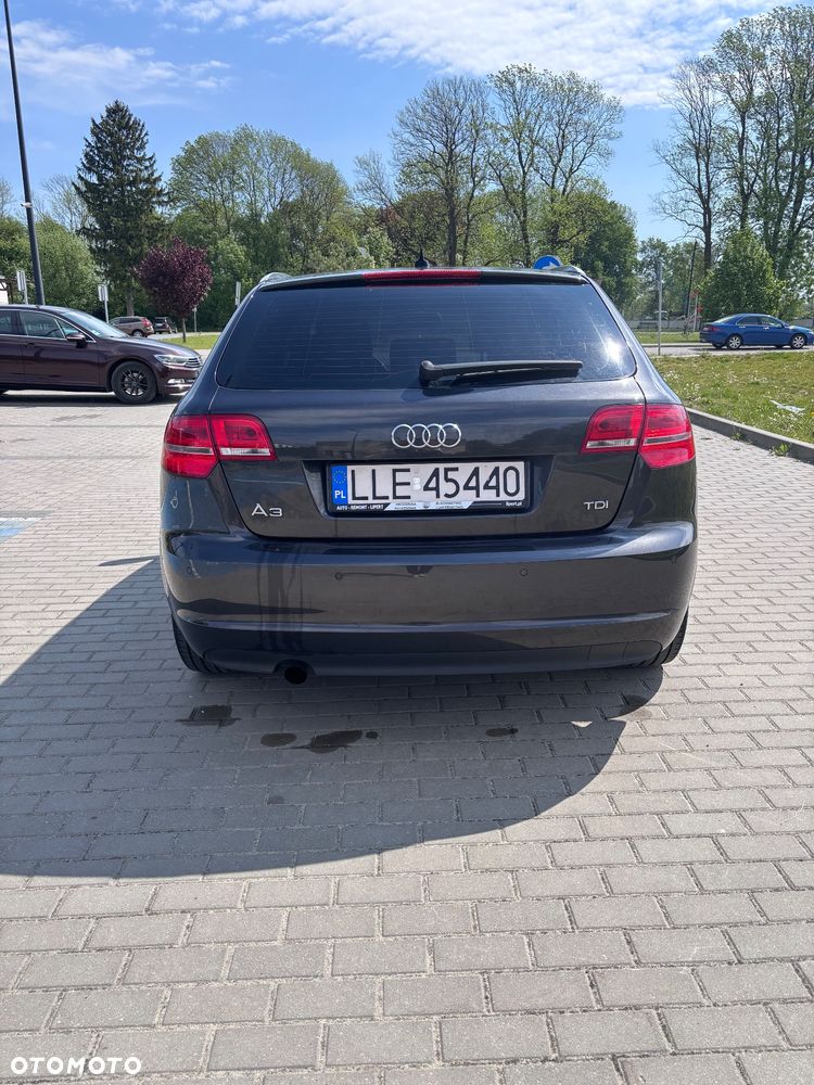 Audi A3 Sportback - 4