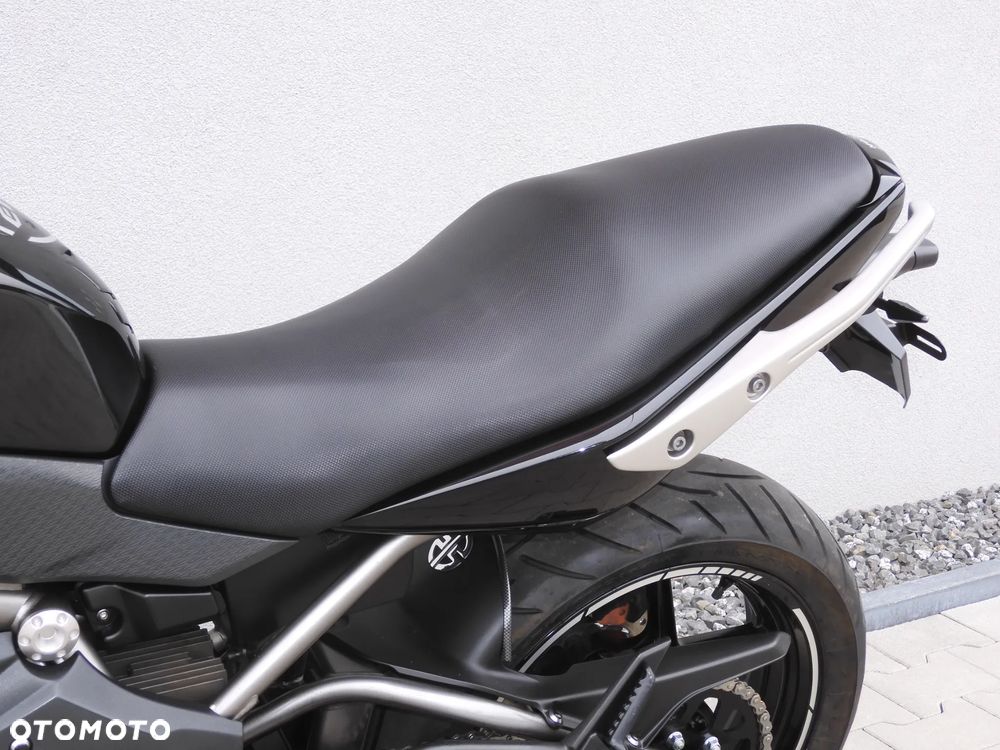 Kawasaki ER - 30