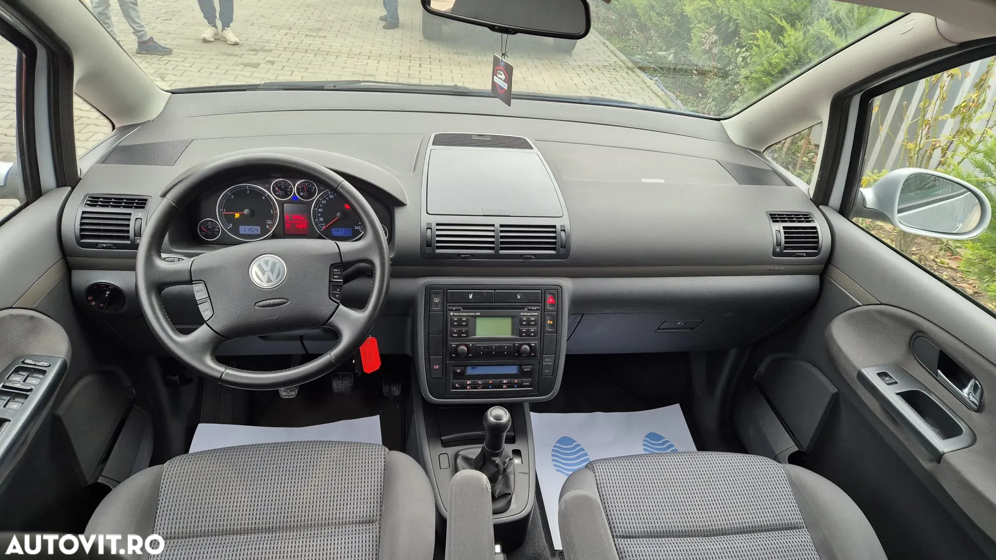 Volkswagen Sharan 1.9 TDI Comfortline Family - 7