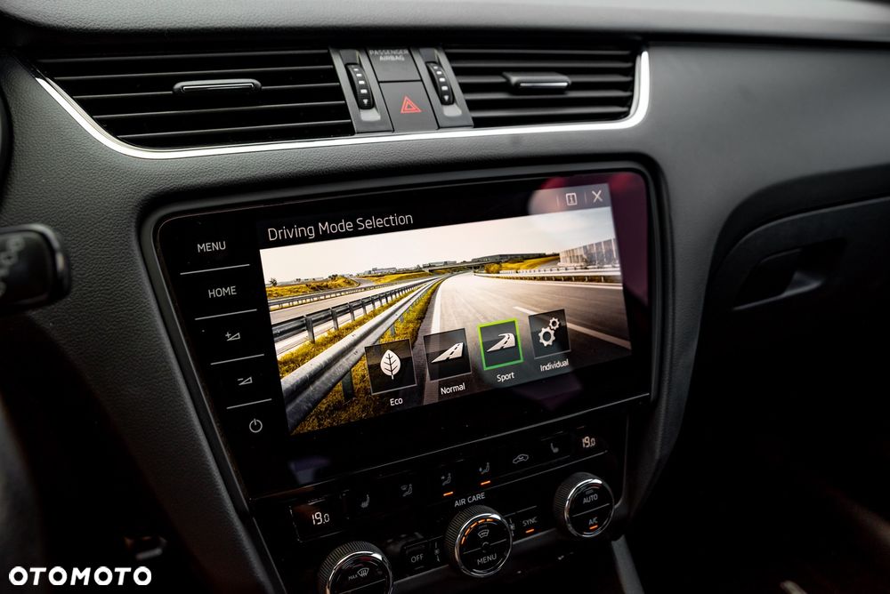 Skoda Octavia 2.0 TSI RS - 14
