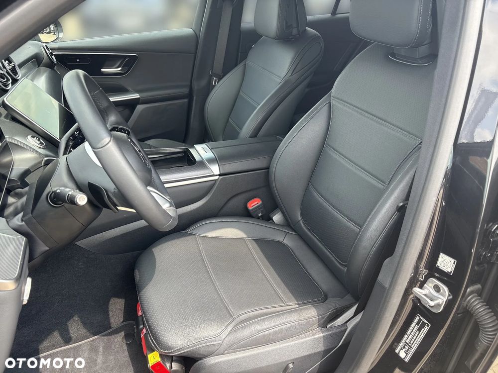 Mercedes-Benz GLC 300 e PHEV 4-Matic Avantgarde - 11