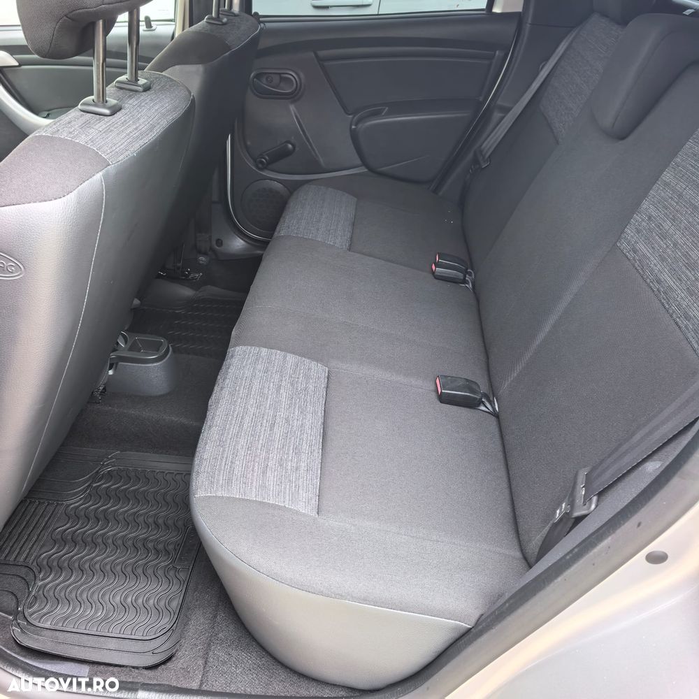 Dacia Duster 1.6 4x2 Ambiance - 10