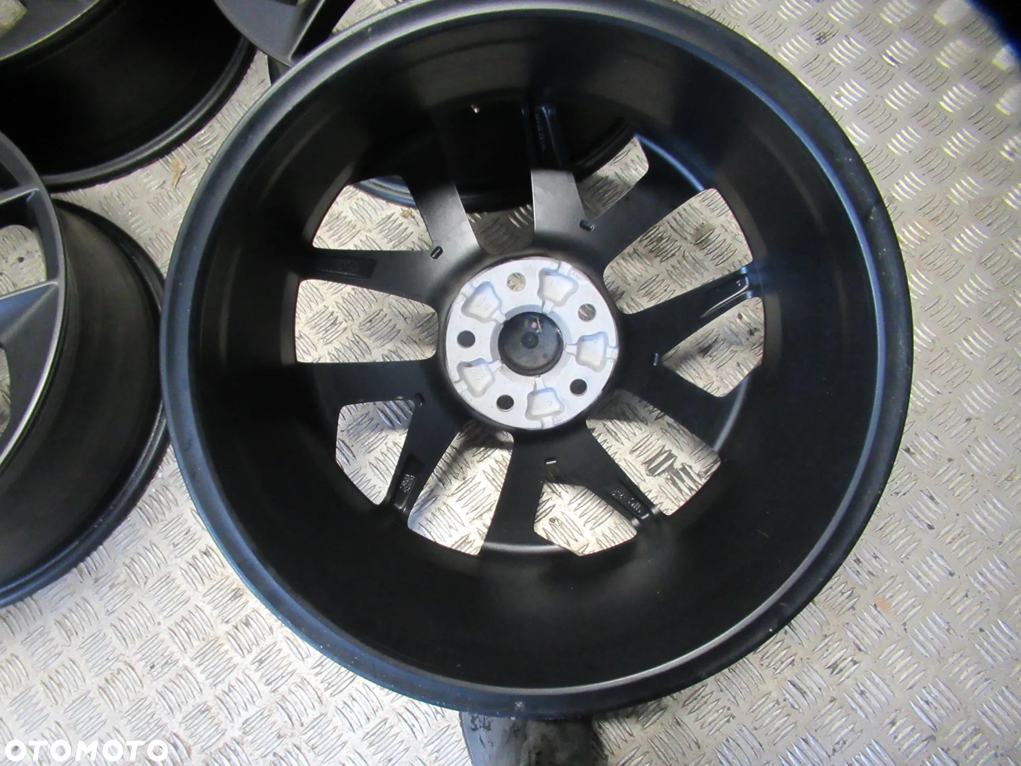 Felgi Seat Leon Leon Cupra Tarraco Altea Alhambra 7,5Jx18 et51 5x112 - 7