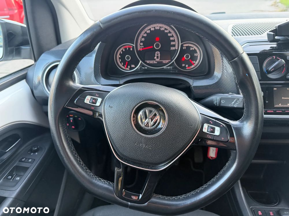 Volkswagen up! 1.0 move - 18