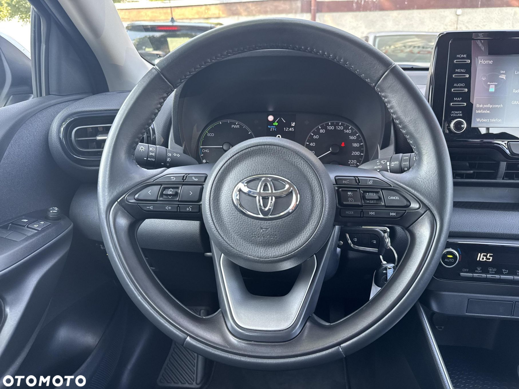Toyota Yaris Hybrid 1.5 Comfort - 17