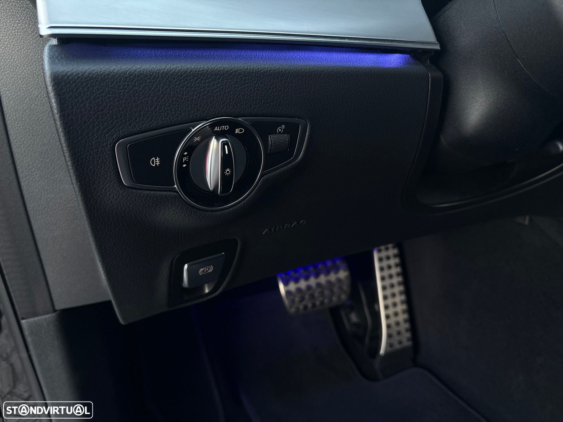 Mercedes-Benz E 300 de AMG Line - 20