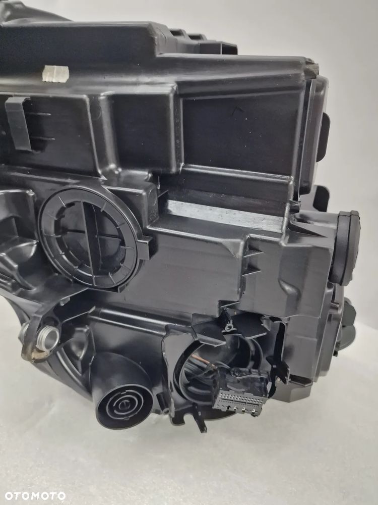 VW T6 T6.1 LIFT TRANSPORTER / MULTIVAN 19- PRAWA LAMPA PRZEDNIA PRZÓD FULL LED , NR 7L1941036D , NR AUKCJI LA159 - 19