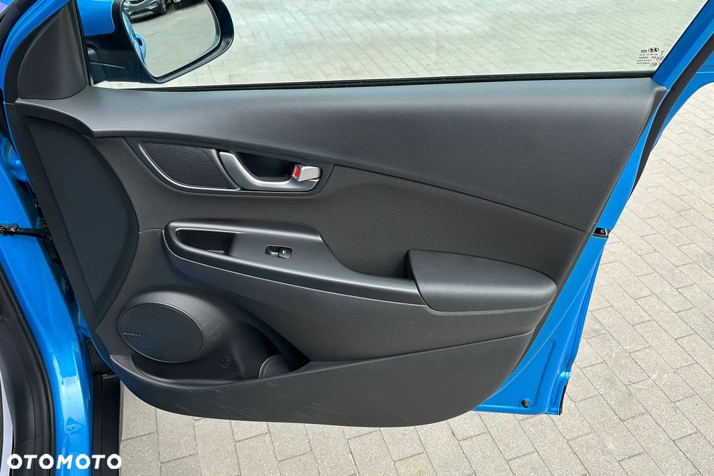 Hyundai Kona - 36