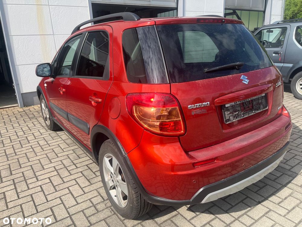 Suzuki SX4 2.0 DDiS 4x4 Comfort - 4
