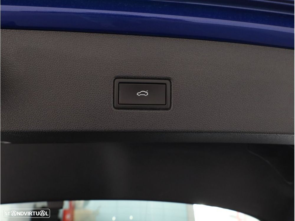 VW T-Roc 2.0 TDI R-Line DSG - 17