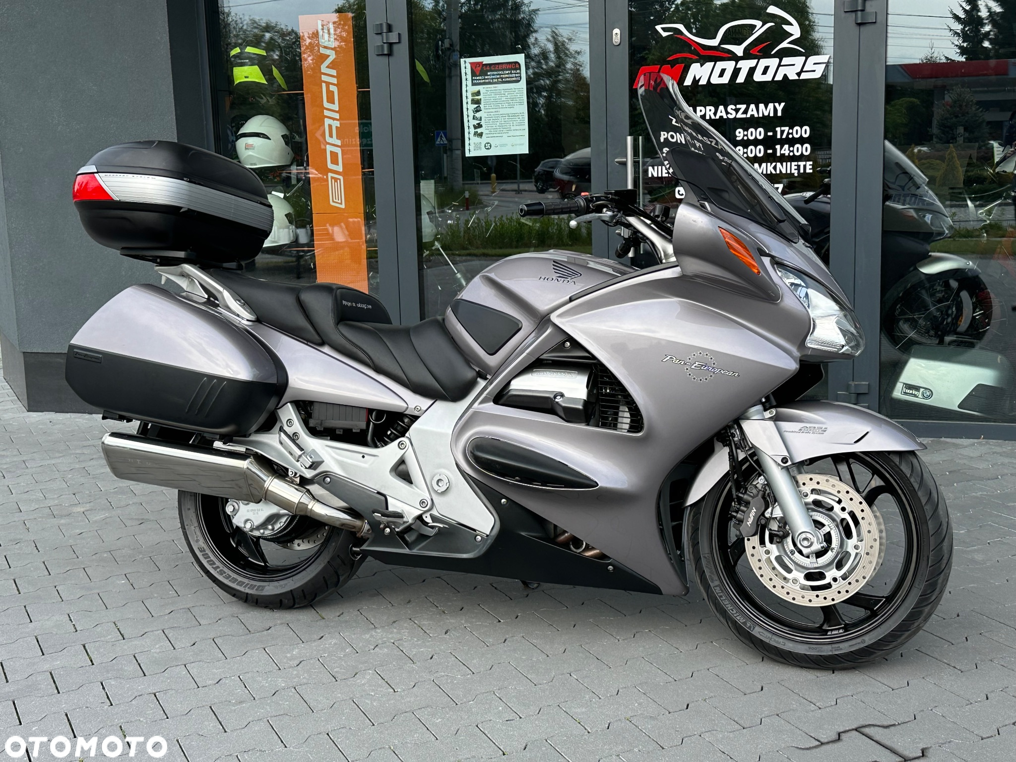 Honda ST - 2