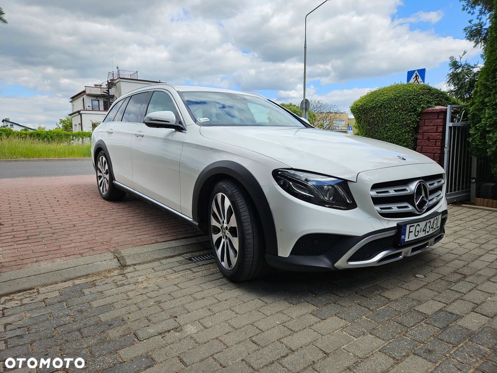 Mercedes-Benz Klasa E 220 d 4-Matic Avantgarde - 3