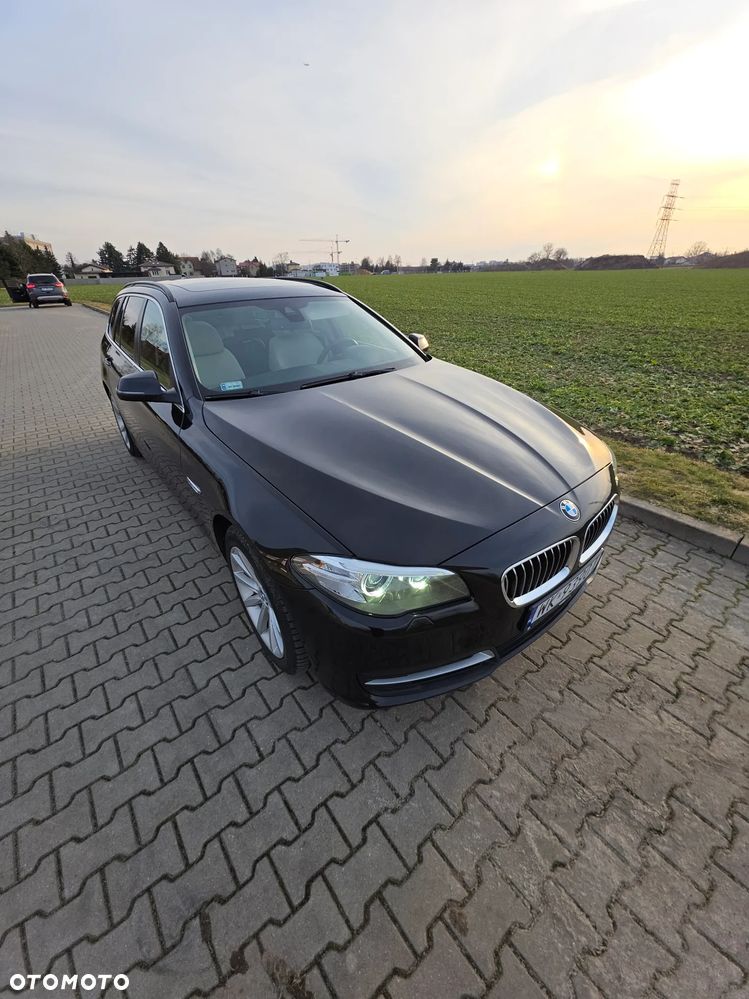 BMW Seria 5 525d xDrive Sport-Aut Luxury Line - 21