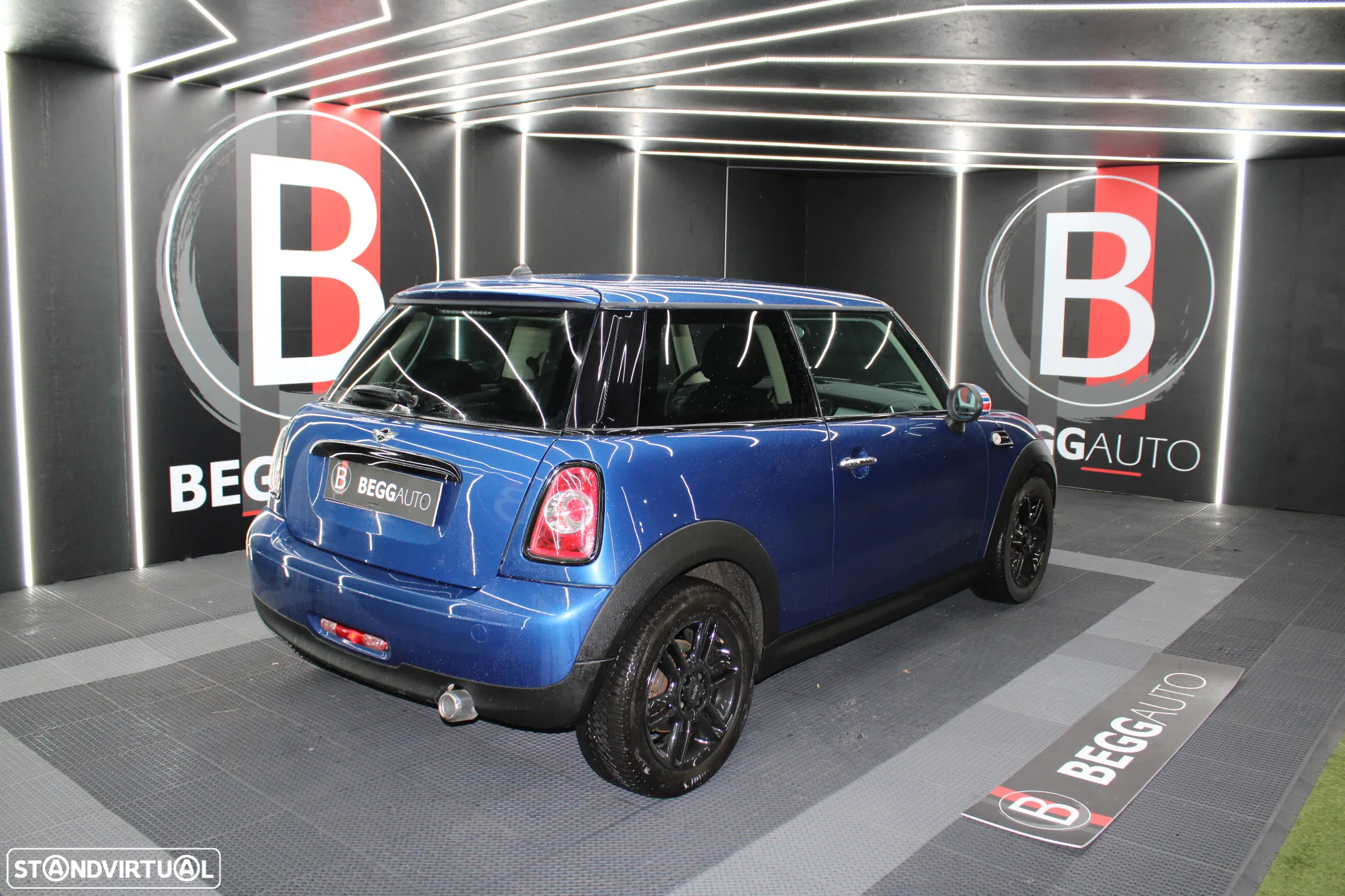 MINI 3 Portas One D - 7