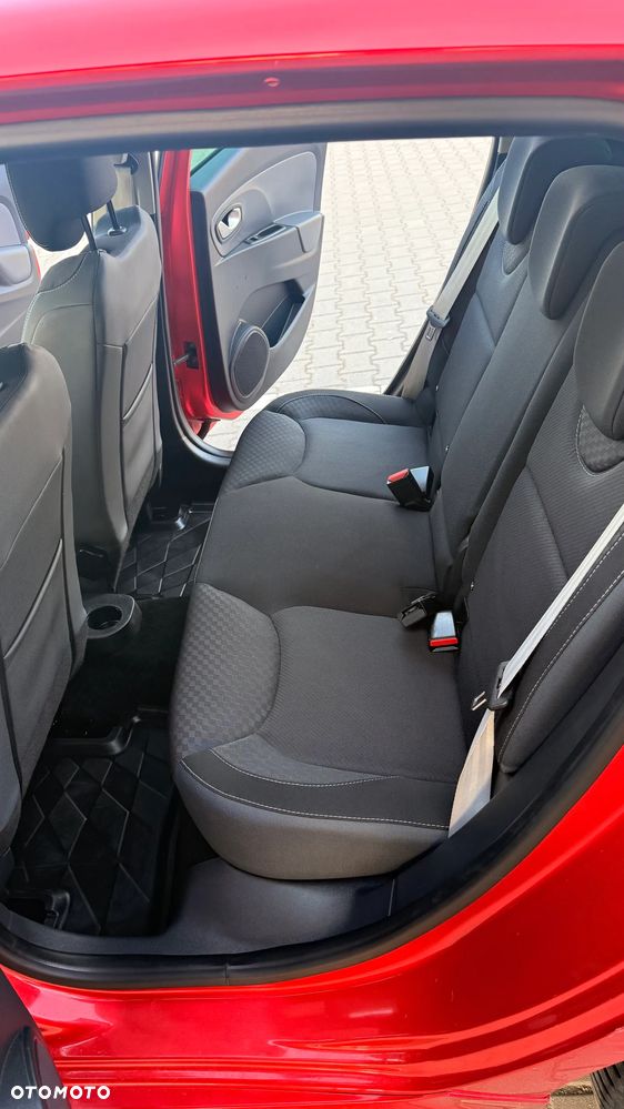 Renault Clio 1.2 TCe GT 120 EDC EU6 - 12