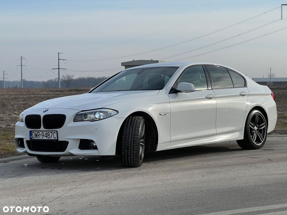 BMW Seria 5 528i xDrive - 1