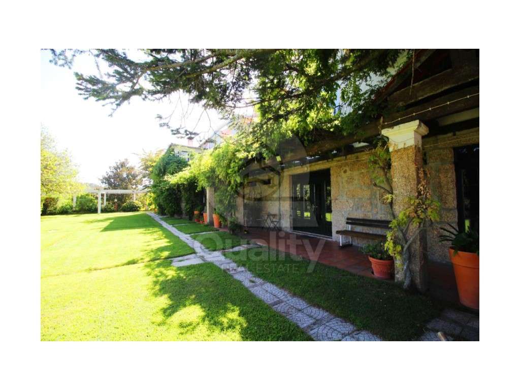 Espetacular Herdade T10 na Covilhã - Grande imagem: 2/39