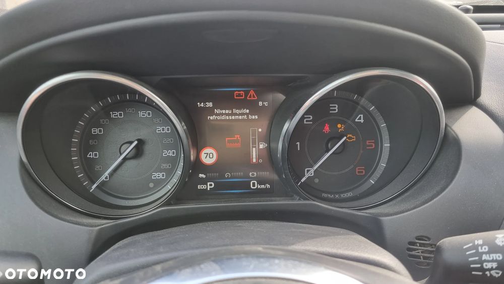 Jaguar XE 20d R-Sport Ingenium Edition - 33