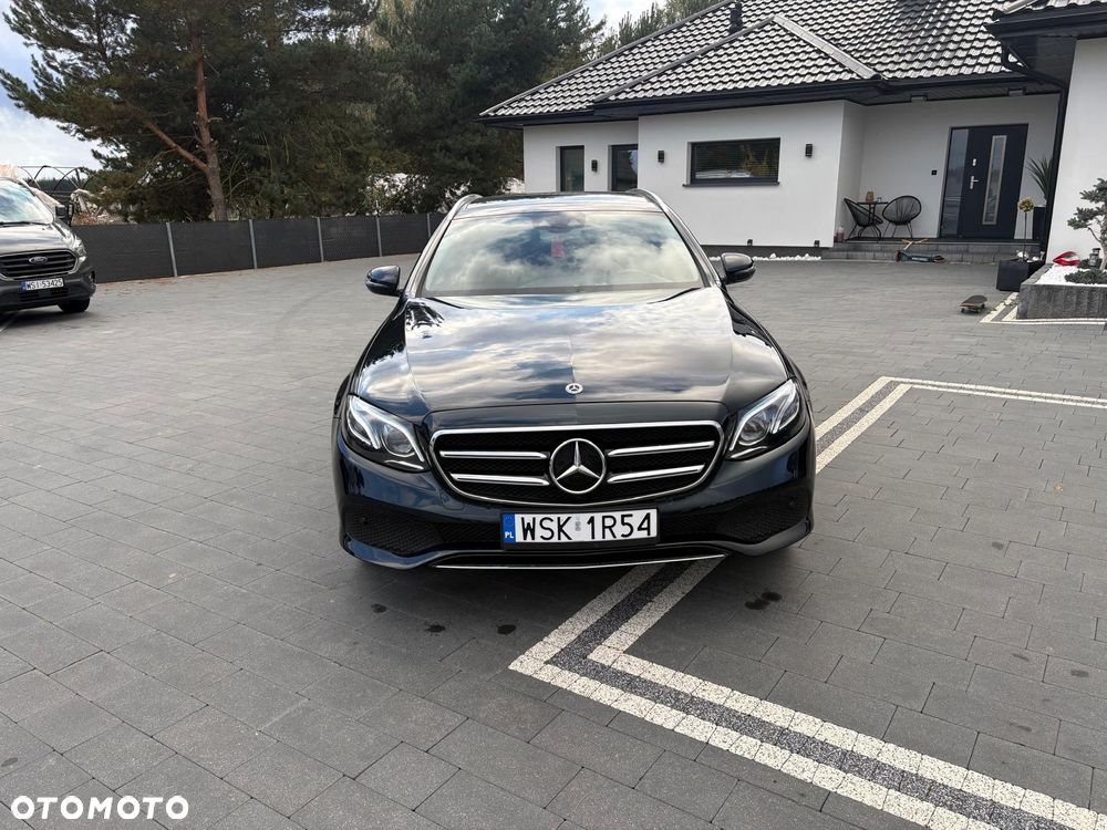 Mercedes-Benz Klasa E 200 d T 9G-TRONIC Avantgarde - 2