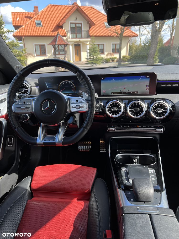 Mercedes-Benz CLA AMG 45 4-Matic 8G-DCT - 12