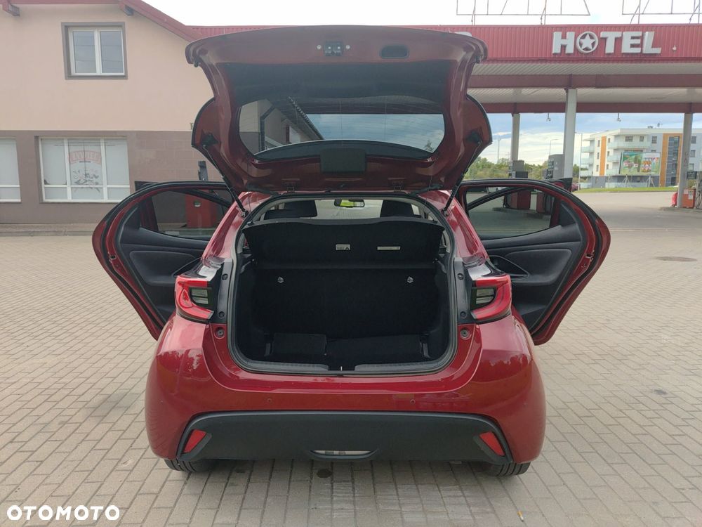 Toyota Yaris - 6